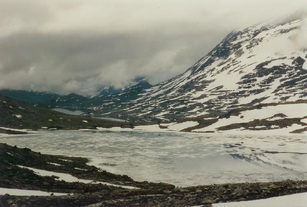 vre Hglvagltjrn, 1.445 moh. Vue mod s.