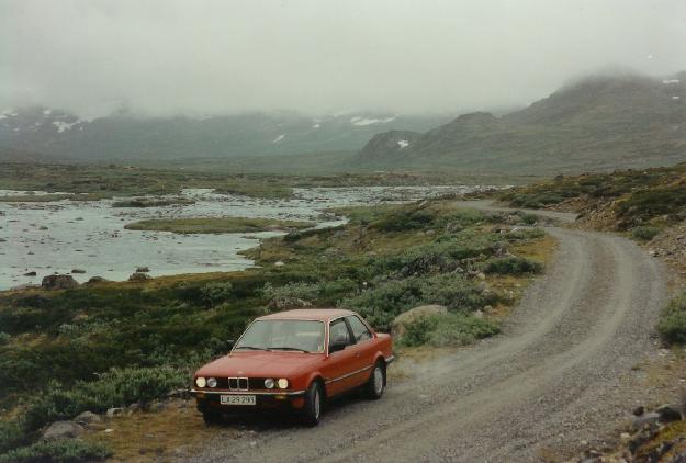 Vejen fra den stlige grnse af Jotunheimen nationalpark ud mod Randsverk.